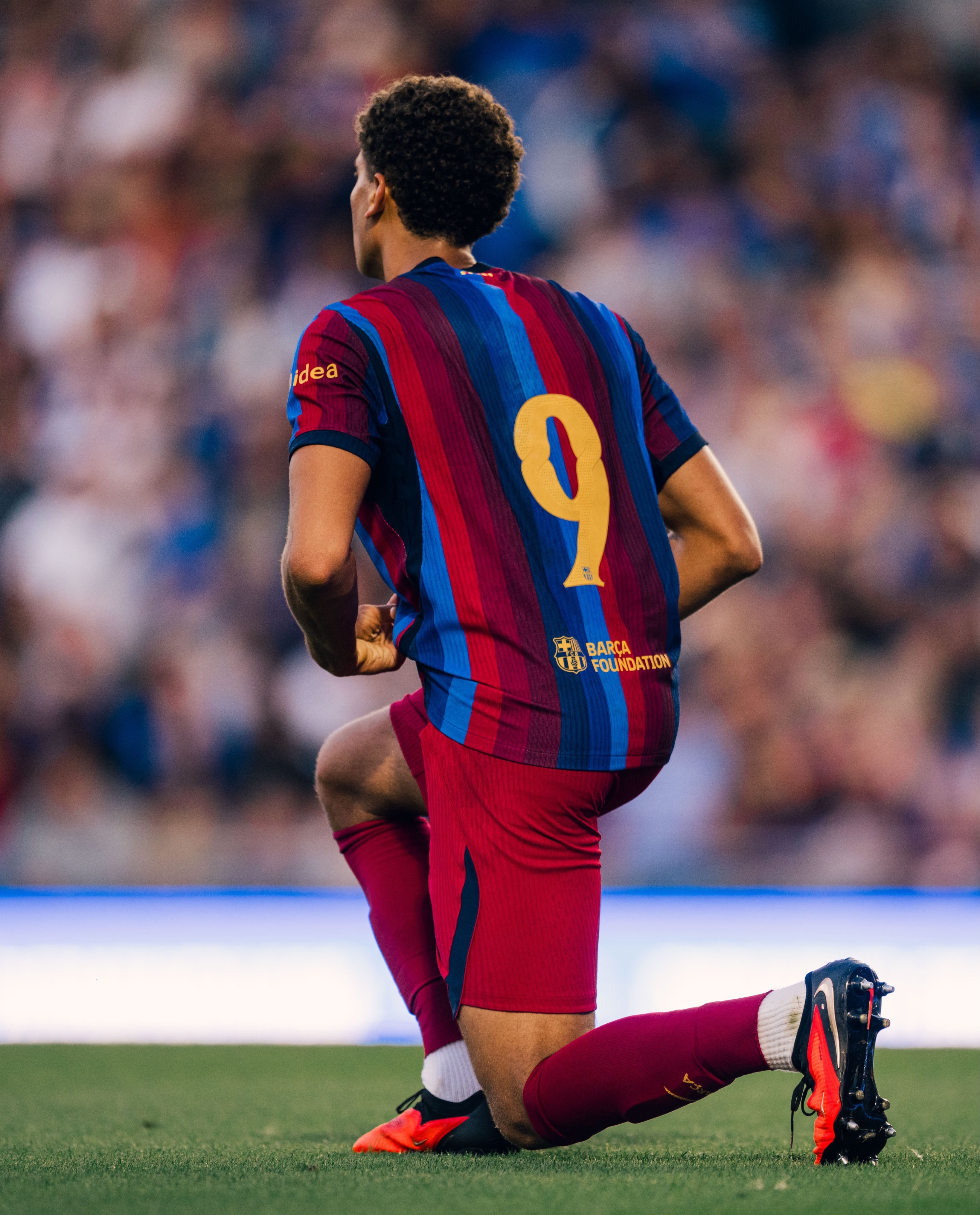 Hamza Abdelkarim 19